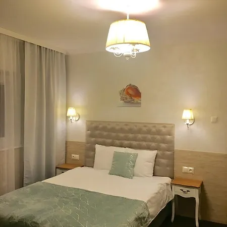 33 Blisko Plazy 3*