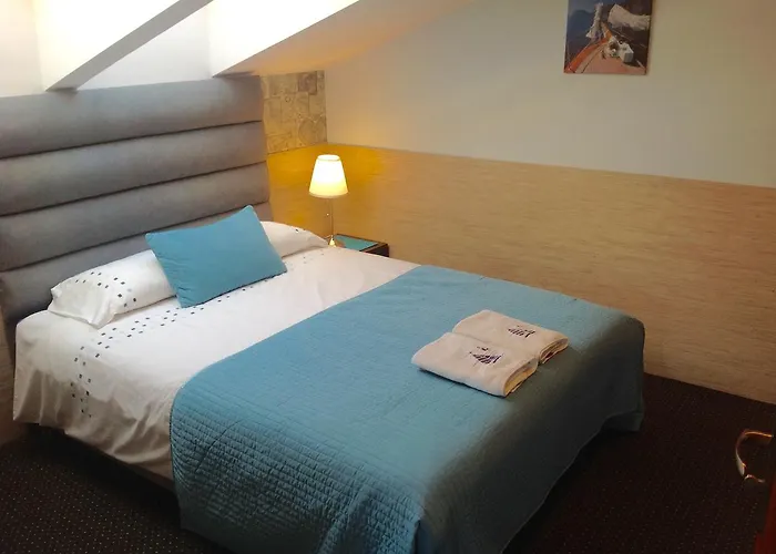 Aparthotel 33 Blisko Plazy 3*