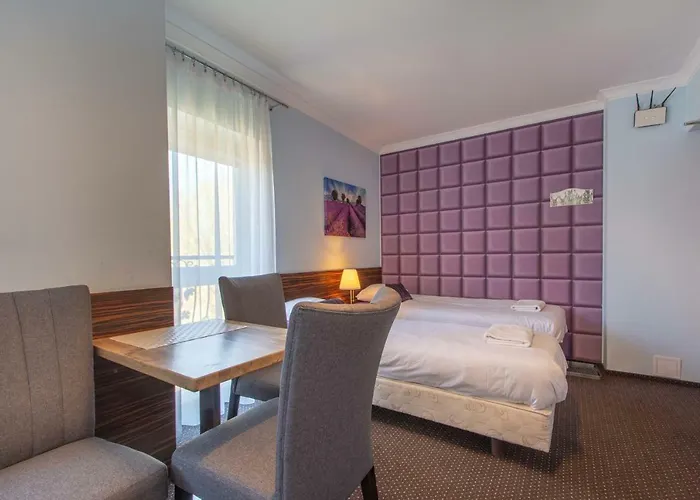 33 Blisko Plazy Aparthotel 3*