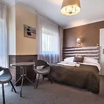 33 Blisko Plazy Апарт-готель