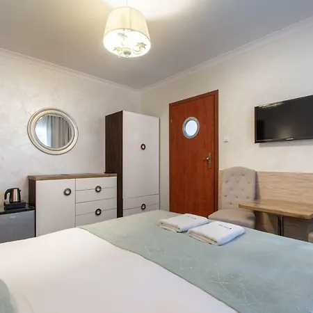 33 Blisko Plazy Appart hôtel 3*