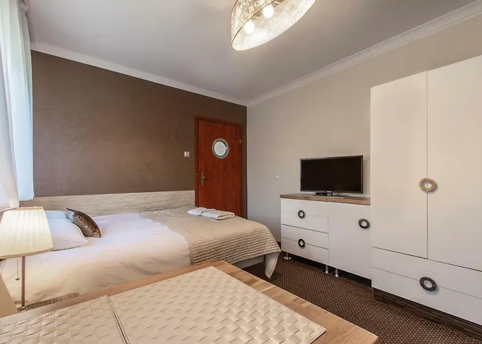 33 Blisko Plazy Apartmanhotel 3*