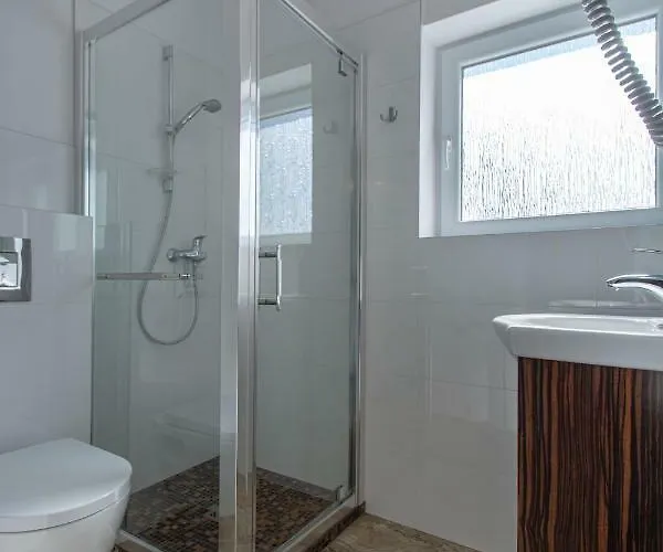 33 Blisko Plazy Apartmanhotel