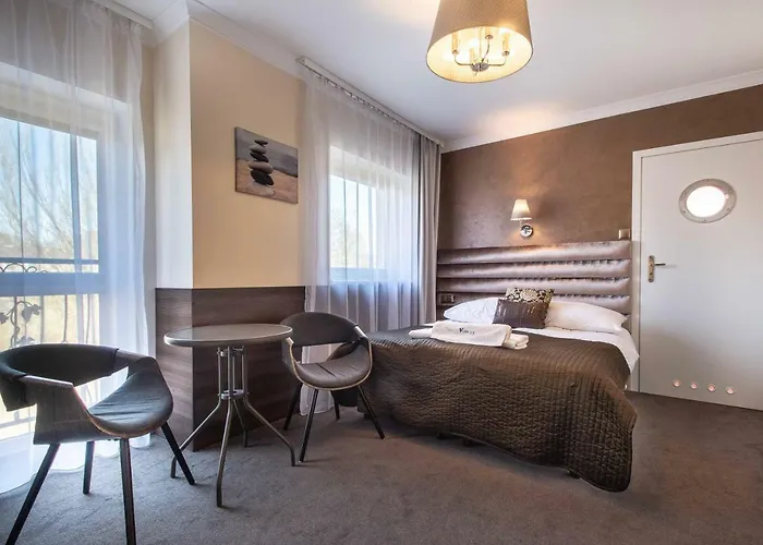 33 Blisko Plazy Apartmanhotel